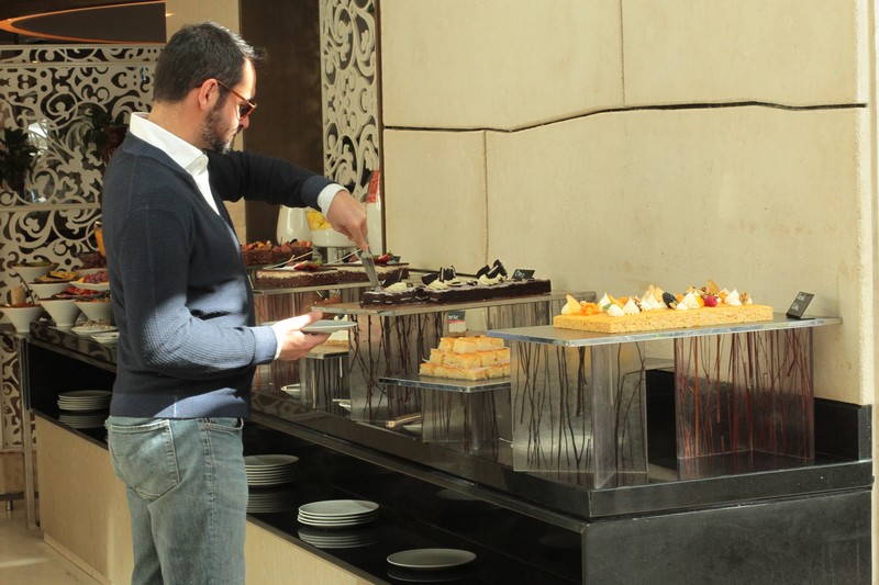 Sunday Buffet at Kempinski Summerland Hotel